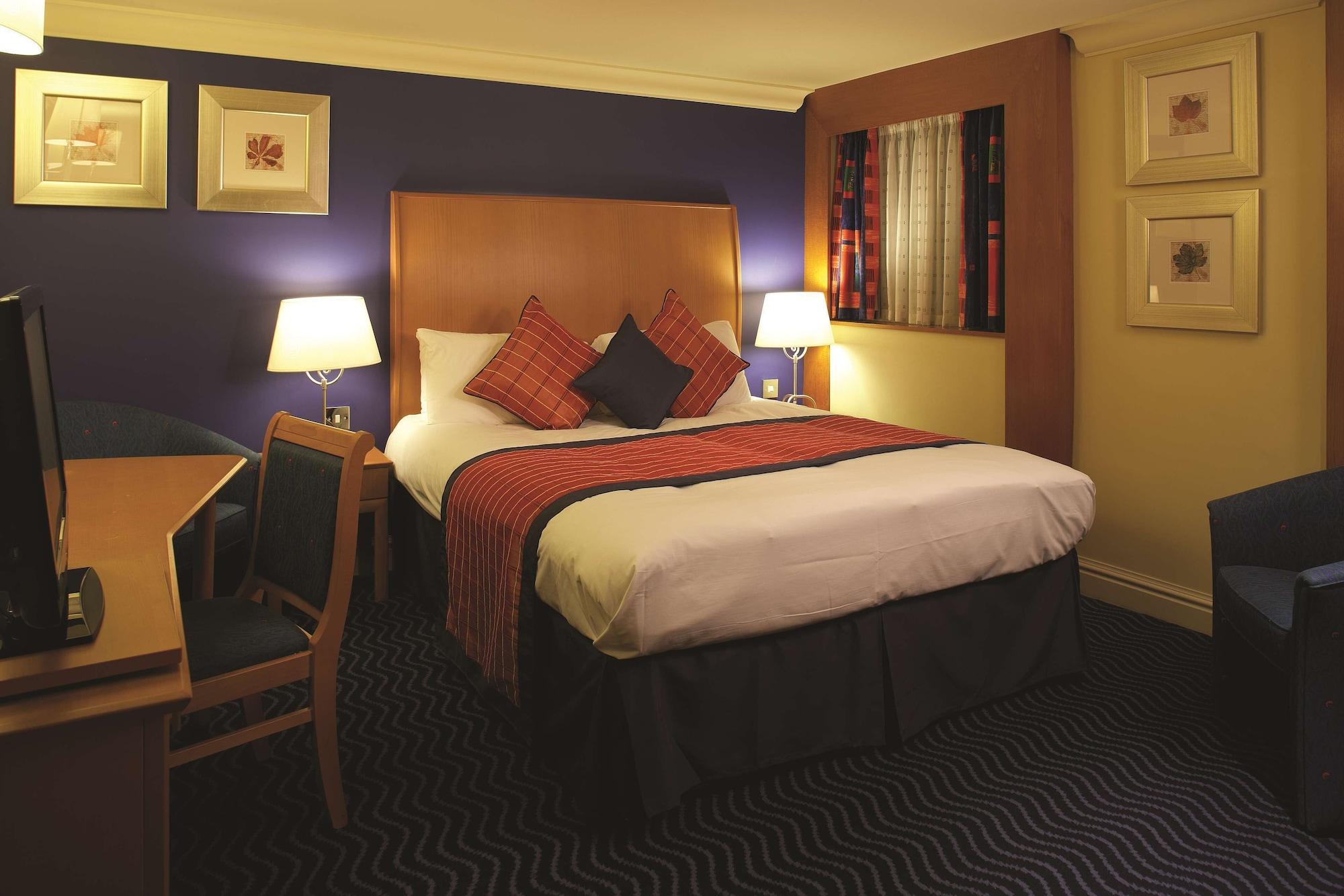 The Bull Hotel; Sure Hotel Collection By Best Western Peterborough Bilik gambar