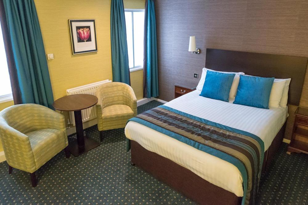 The Bull Hotel; Sure Hotel Collection By Best Western Peterborough Bilik gambar